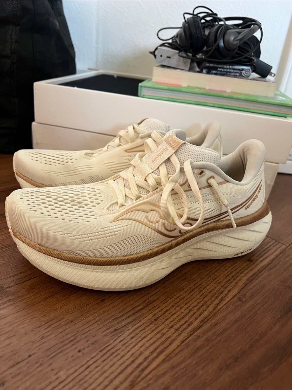 Saucony Women’s Neutral Running Shoes - Cream with Gold Accent